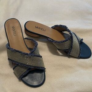 VANLEI Cross strap sandal- slip on. Size 8.5 N